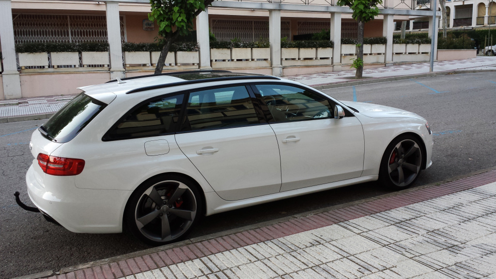 766911RS4B81646.jpg