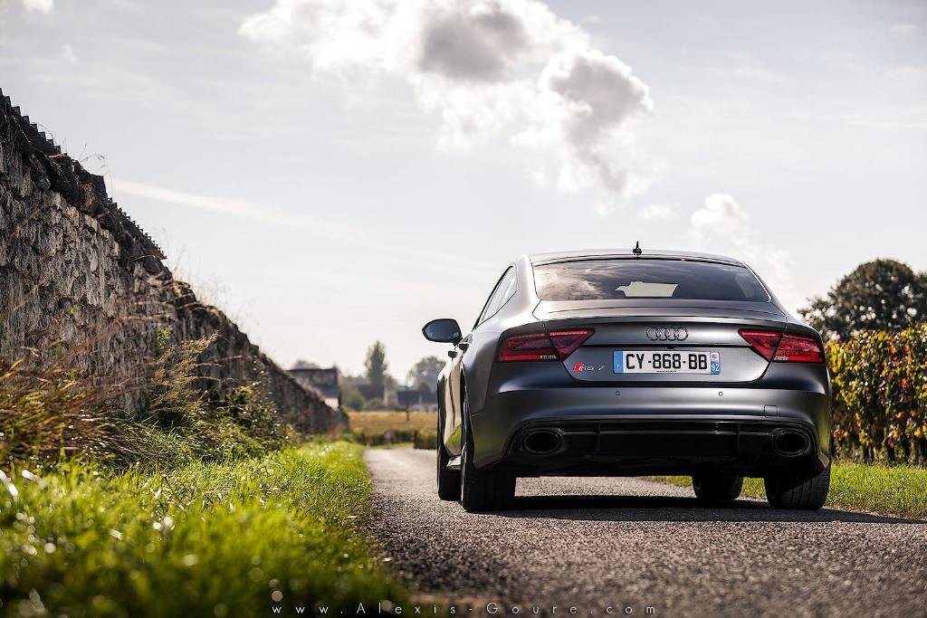 768394RS7275.jpg
