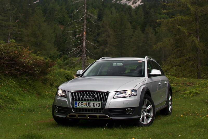 76943138AUDIA4ALLROAD.jpg