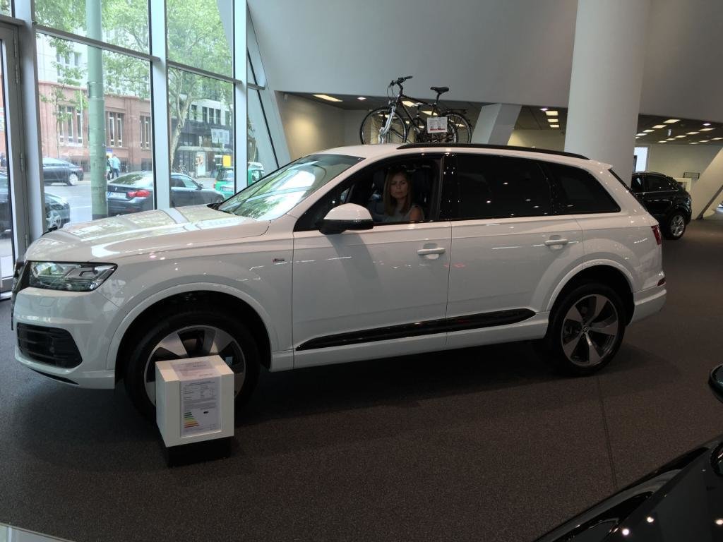 769465Q7MK21010.jpg