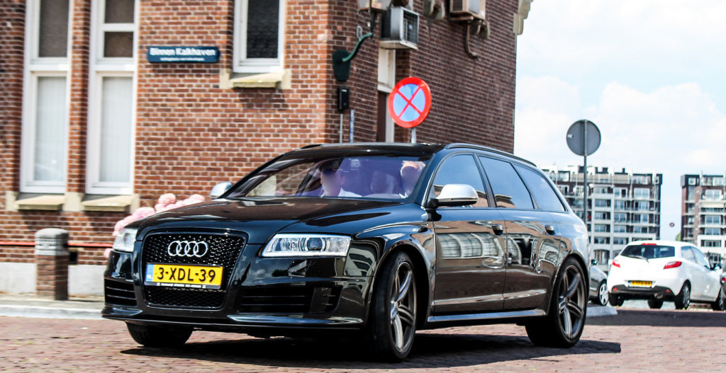 769478RS61219.jpg
