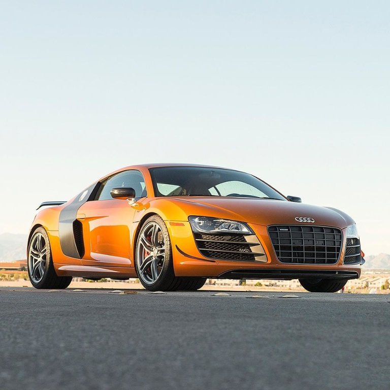769794R8GT1741.jpg