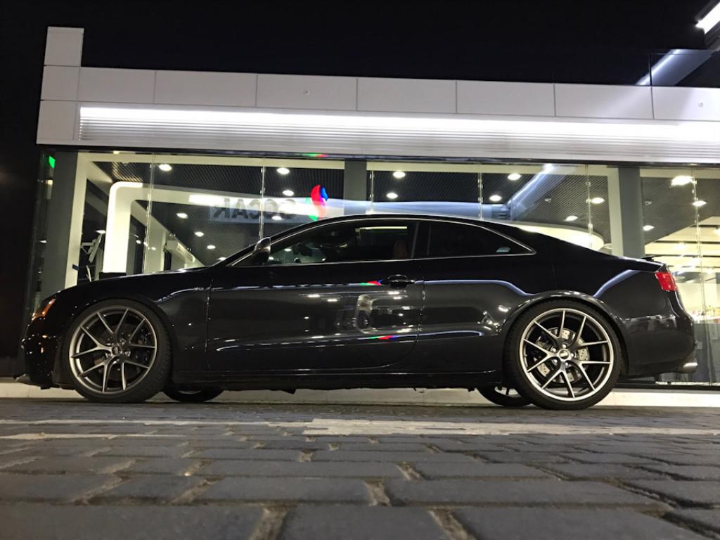 769802AUDIRS53156.jpg