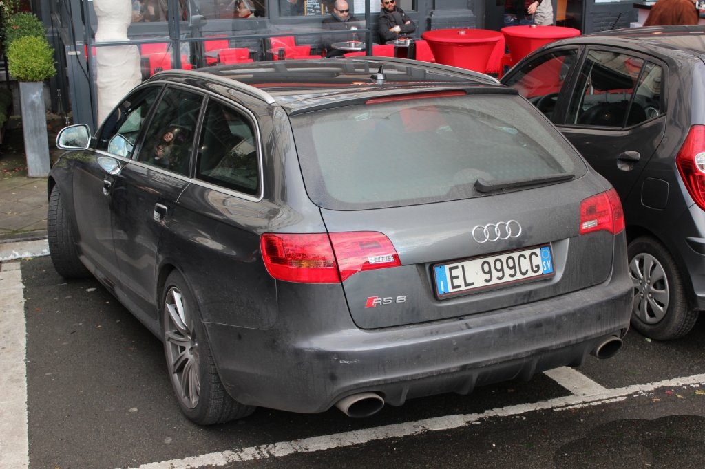 770024RS61525.jpg