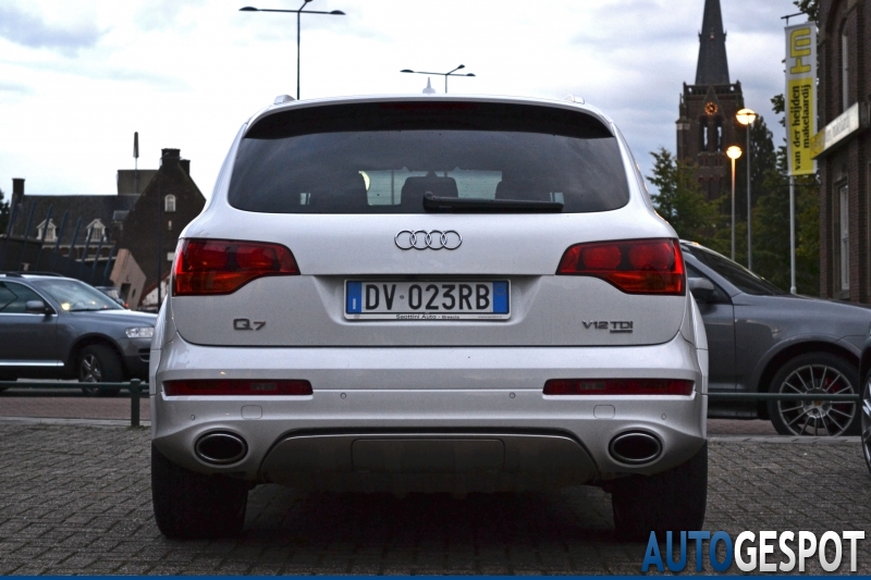 770248087Q7V12ESQUIROU.jpg