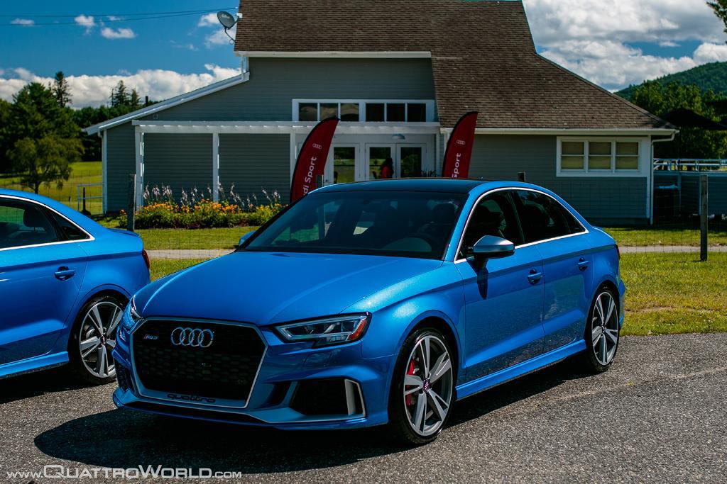 771064RS38V2894.jpg