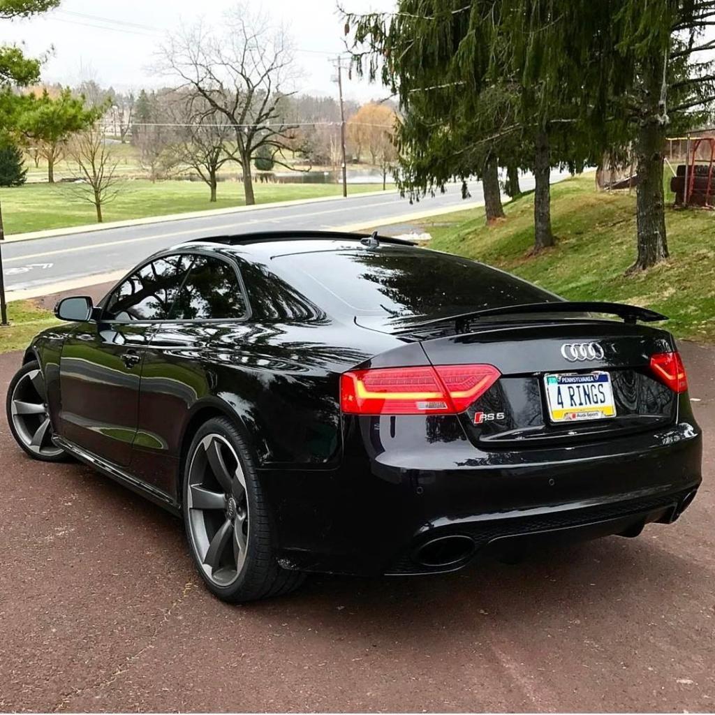 771224AUDIRS53227.jpg