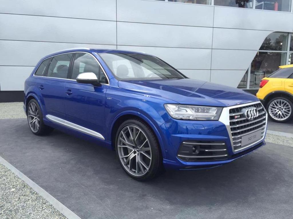 771521AUDISQ70178.jpg