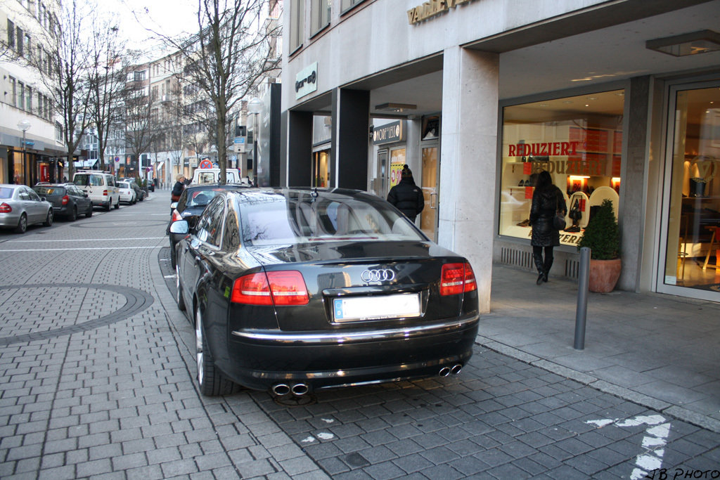 772523404S8ESQUIROU.jpg