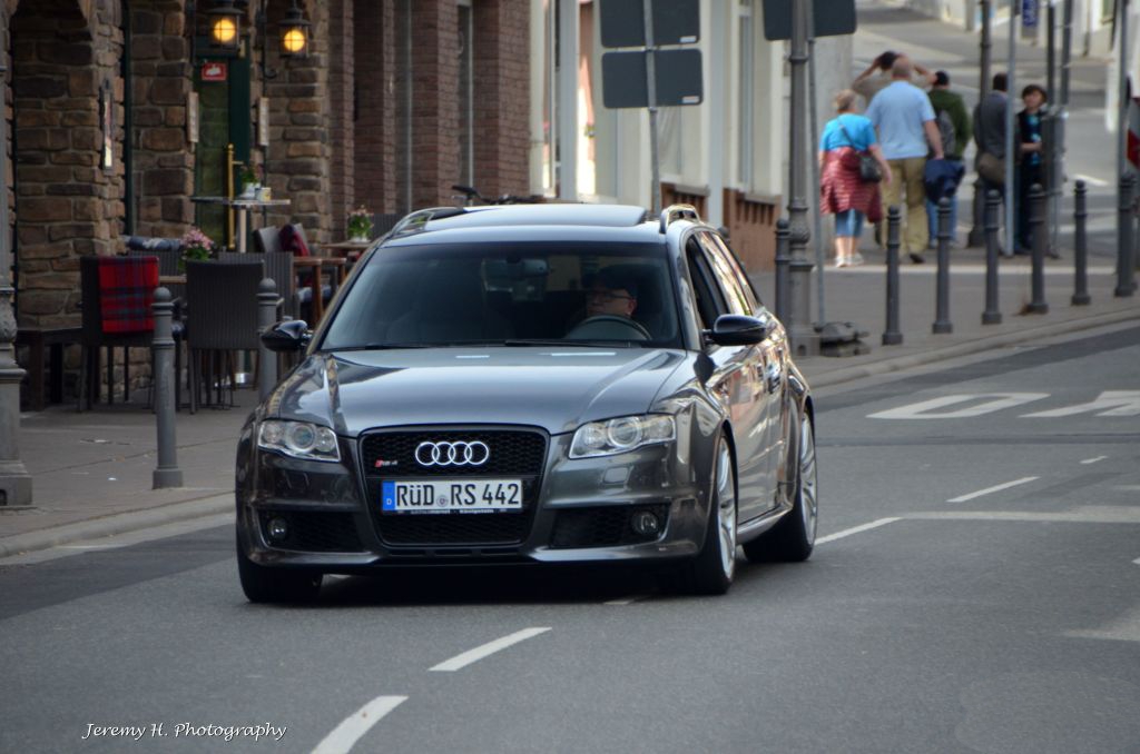 773042AUDIRS42101.jpg