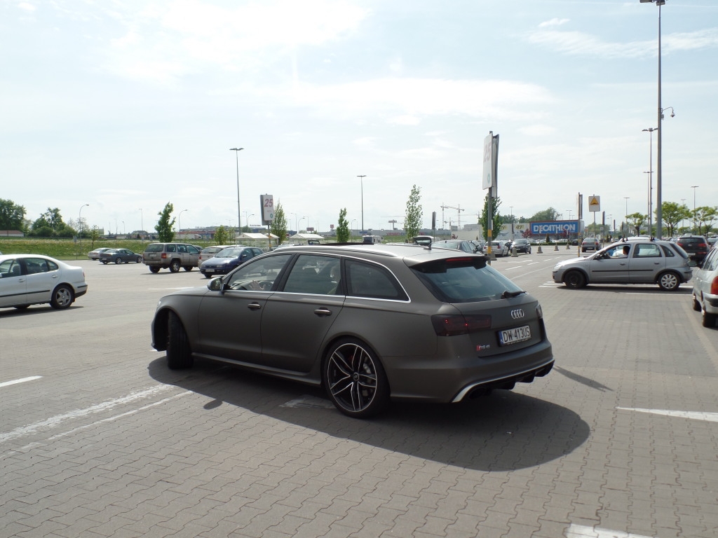 775627RS6C71929.jpg