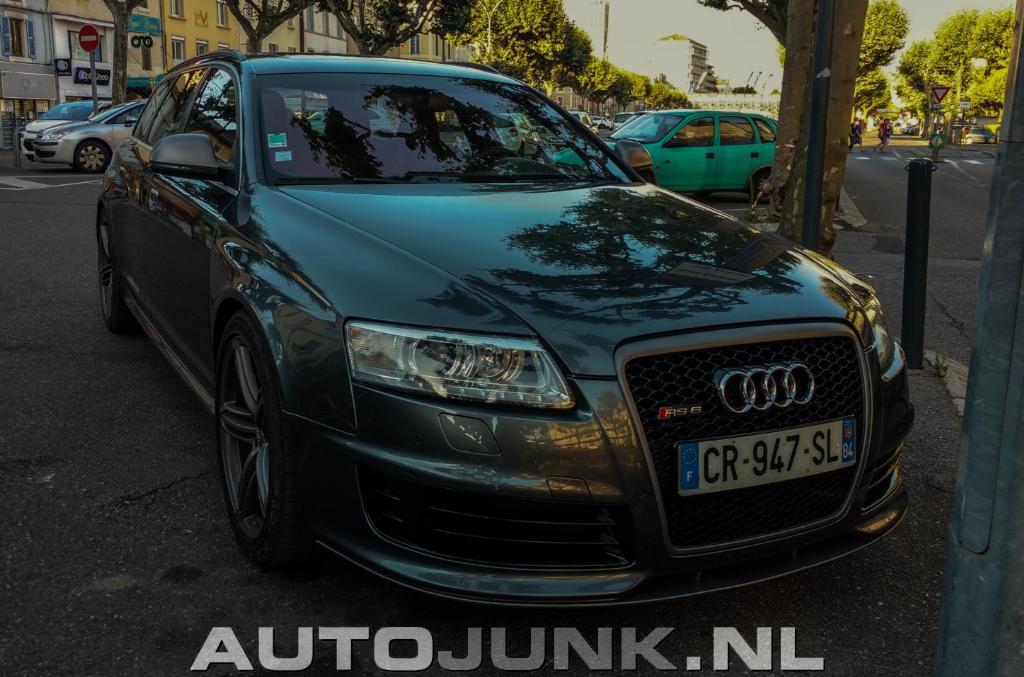 775774RS62342.jpg