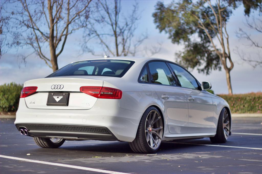 777391AUDIWHEELS0958GS4B8.jpg