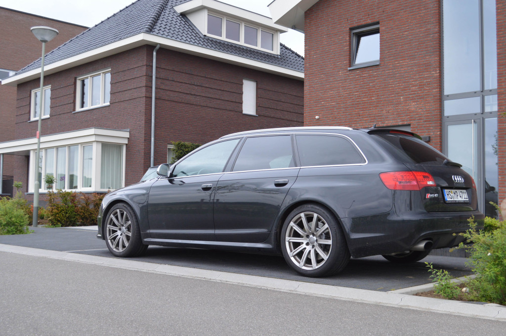 777616RS6743.jpg