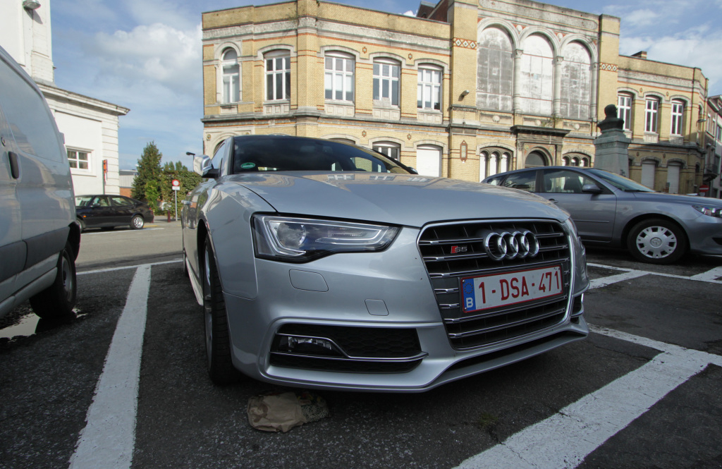 778059445S5SPORTBACK.jpg