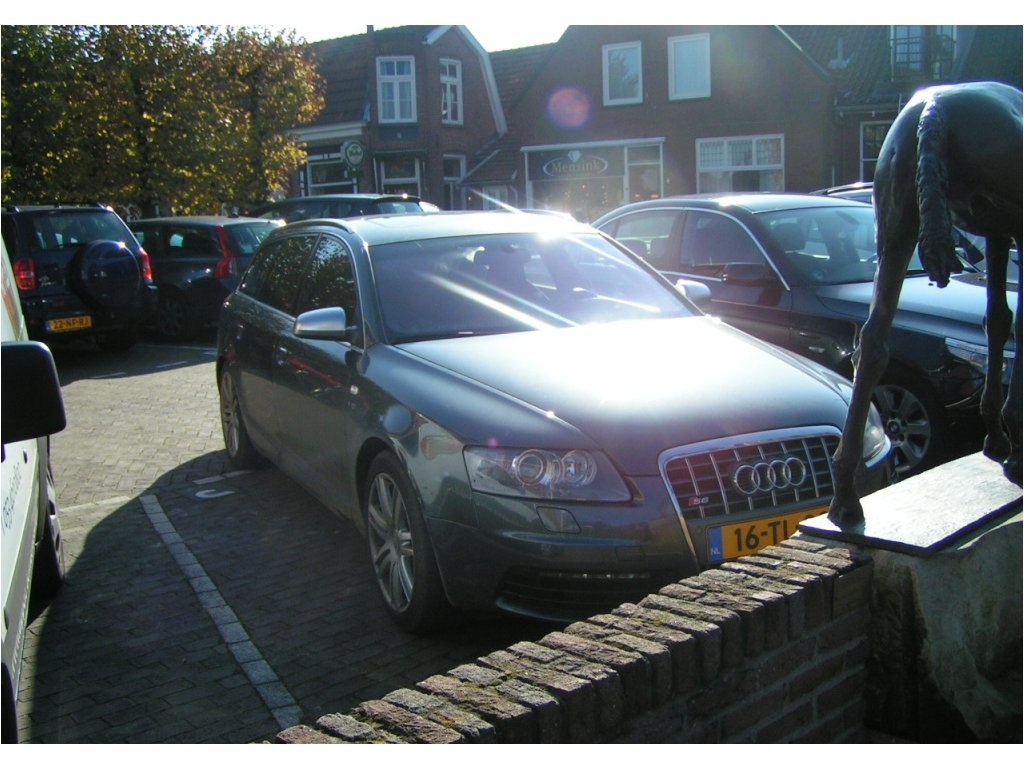 782220145S6ESQUIROU.jpg