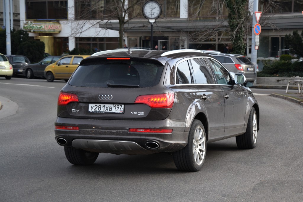7827061005Q7V12.jpg