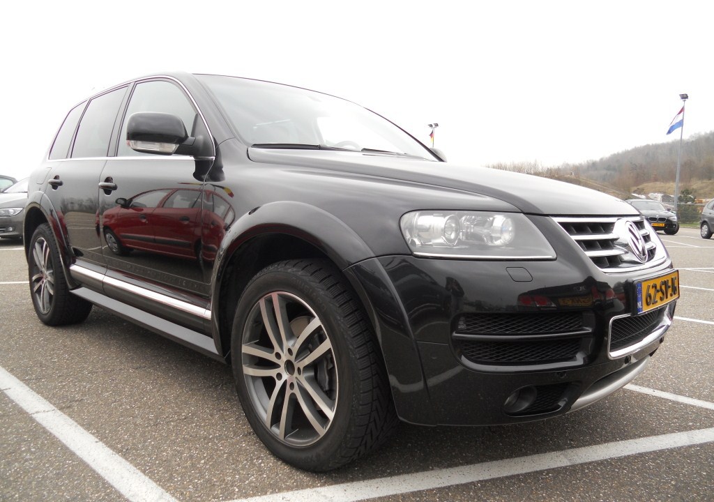 783255W12TOUAREG321ESQUIROU.jpg