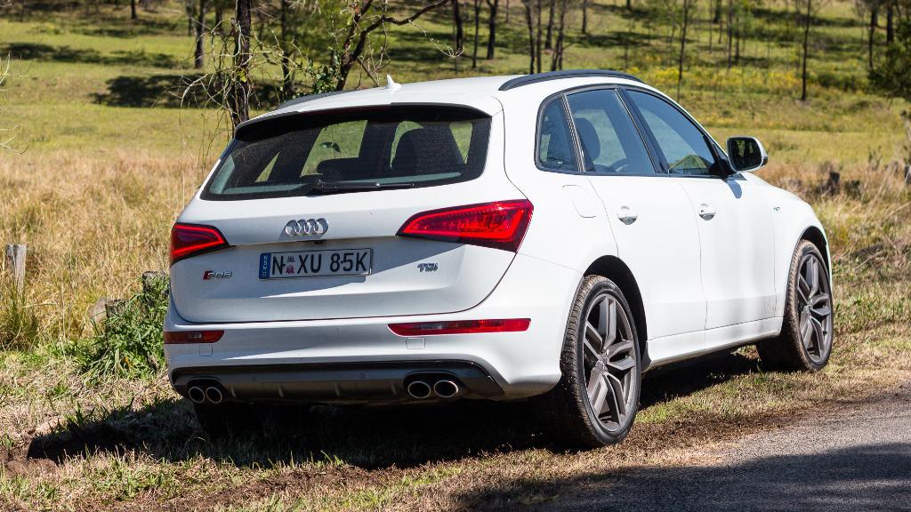 784806AUDISQ51286.jpg
