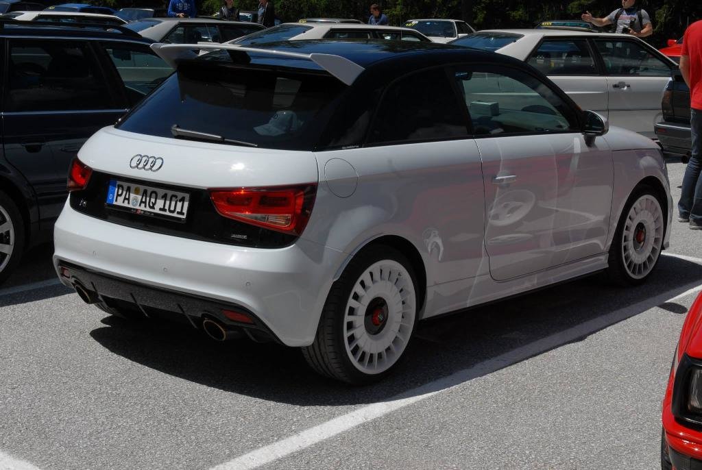 786230A1QUATTRO971.jpg