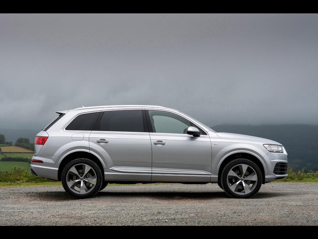 786309Q7MK2396.jpg