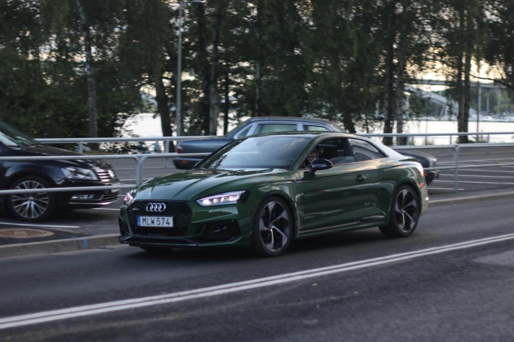 786679RS5B90583.jpg