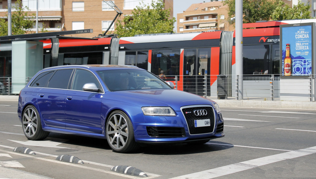 787019RS61820.jpg