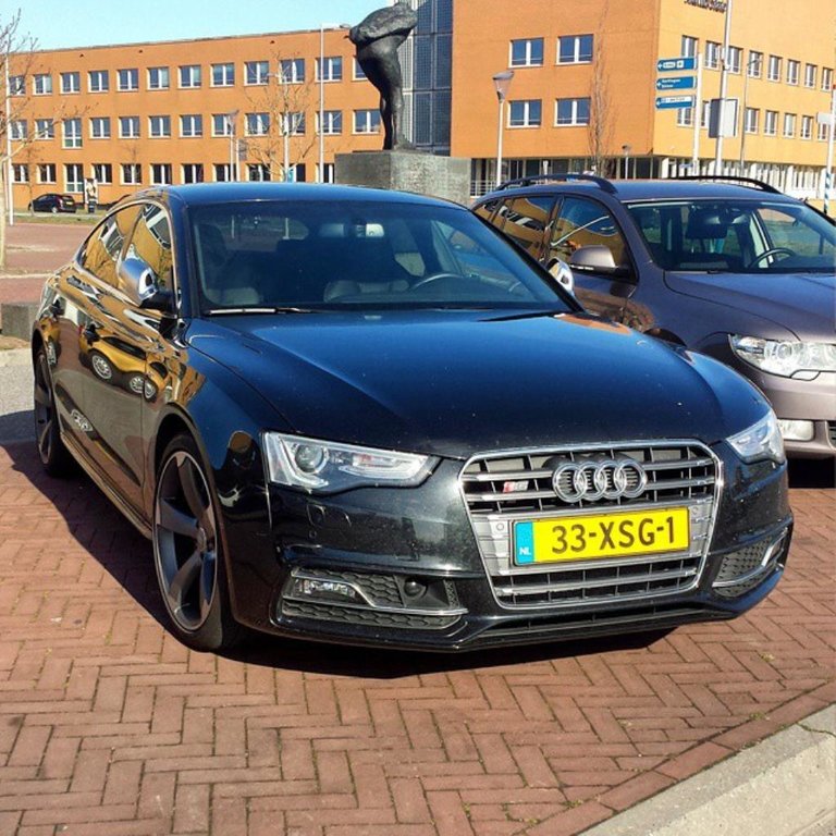 788276577S5SPORTBACK.jpg