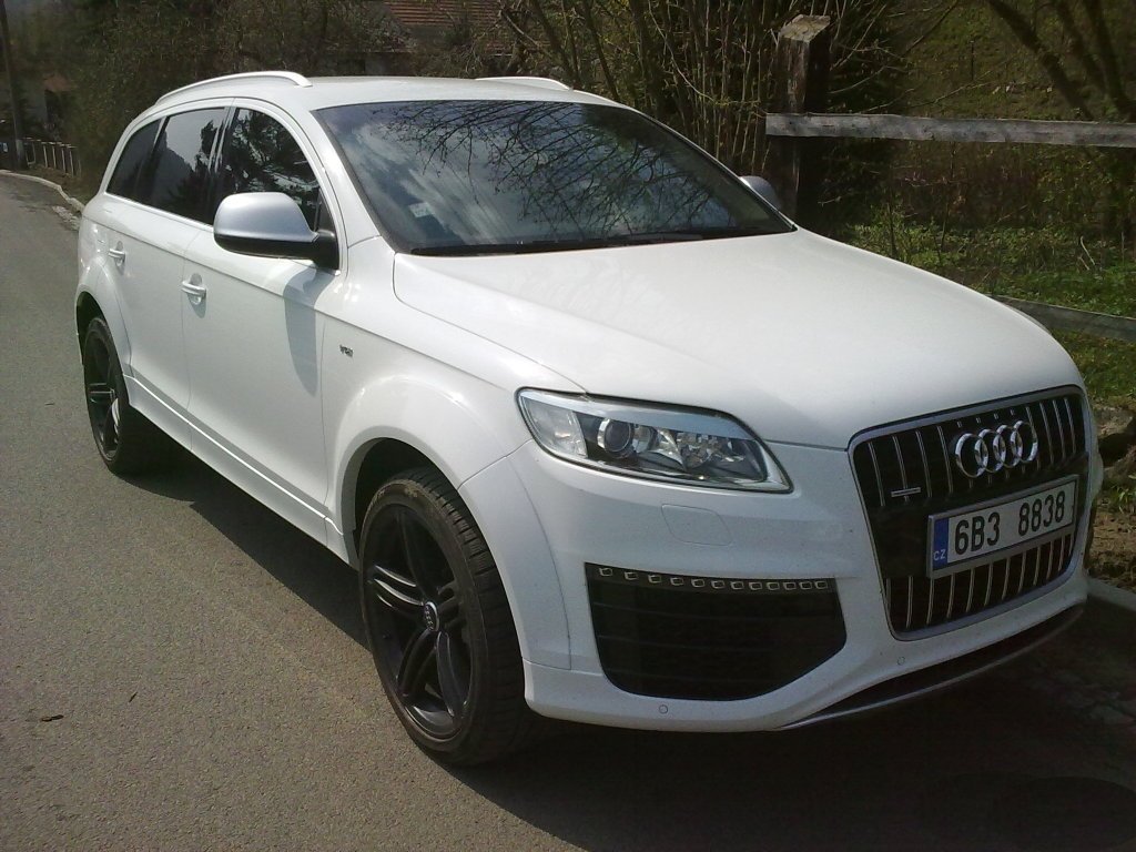 789508815Q7V12.jpg