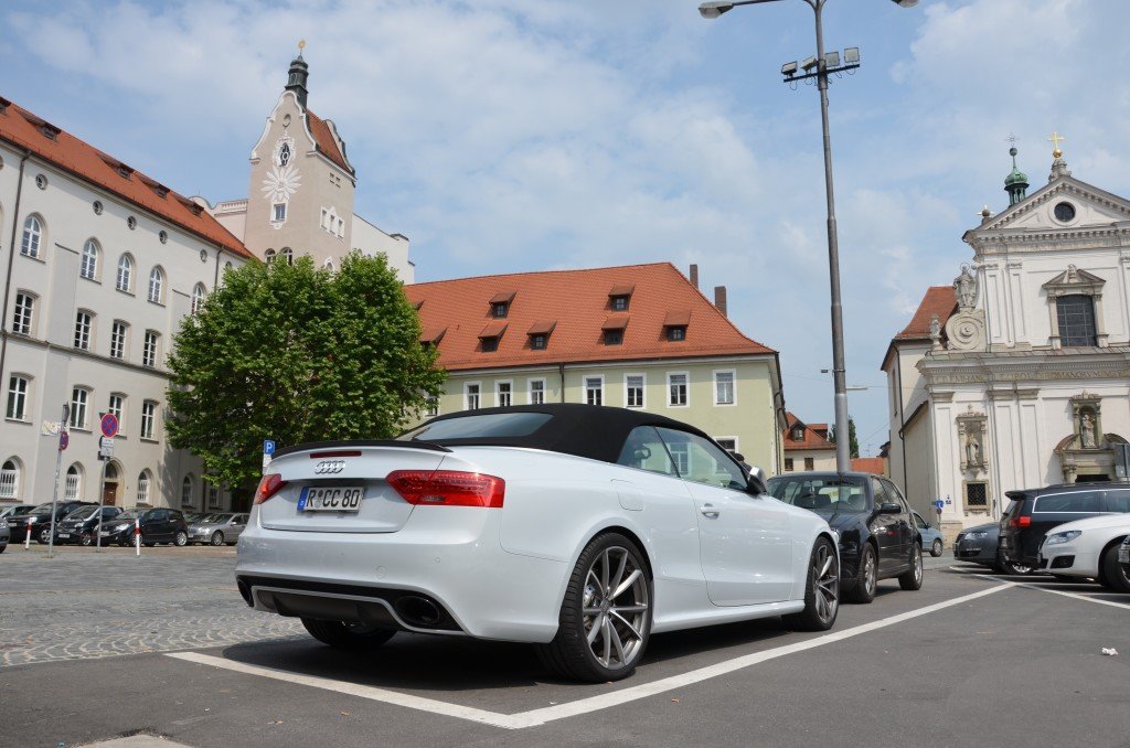 789510403RS5CABRIOLET.jpg