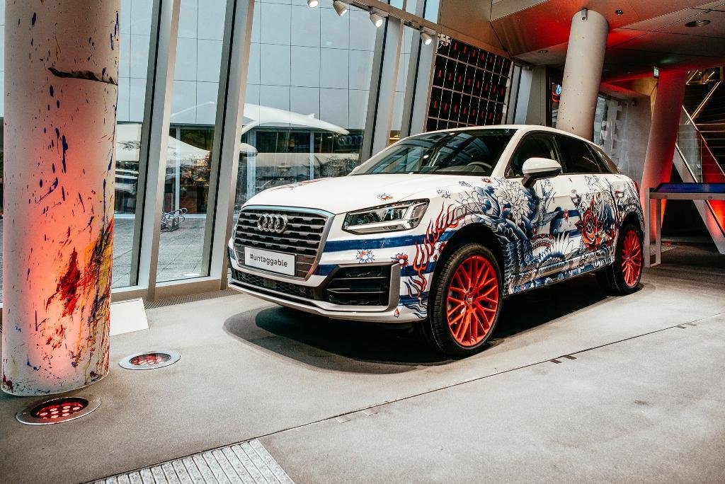 789708AUDIQ20562.jpg