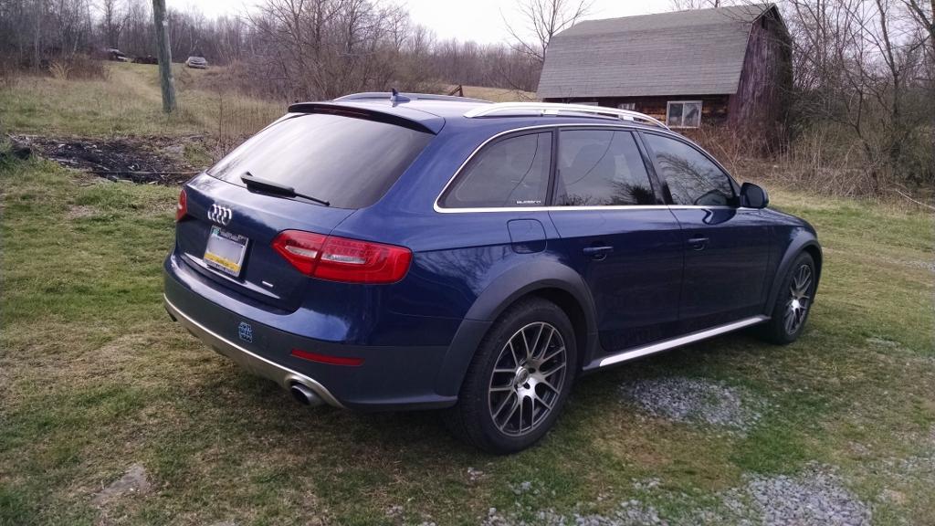 7898991635AUDIA4ALLROAD.jpg