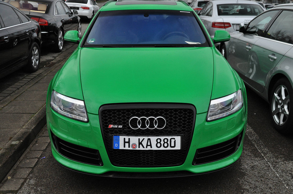 789961RS6ESQUIROU086.jpg
