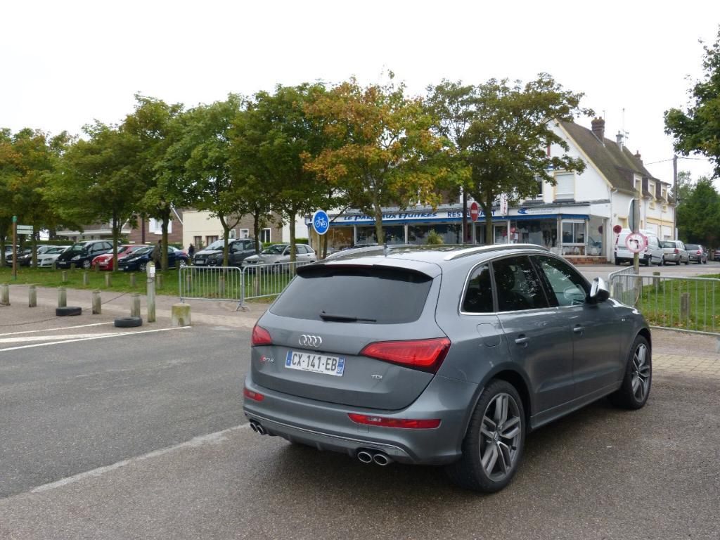791290AUDISQ51516.jpg