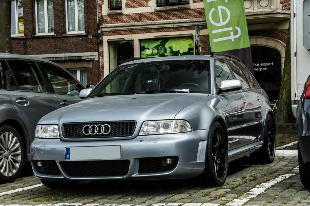 791533AUDIRS4B50205.jpg