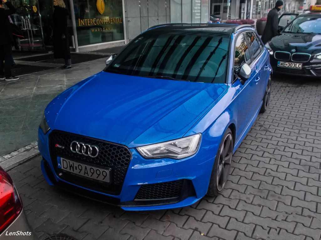 791758RS38V0713.jpg