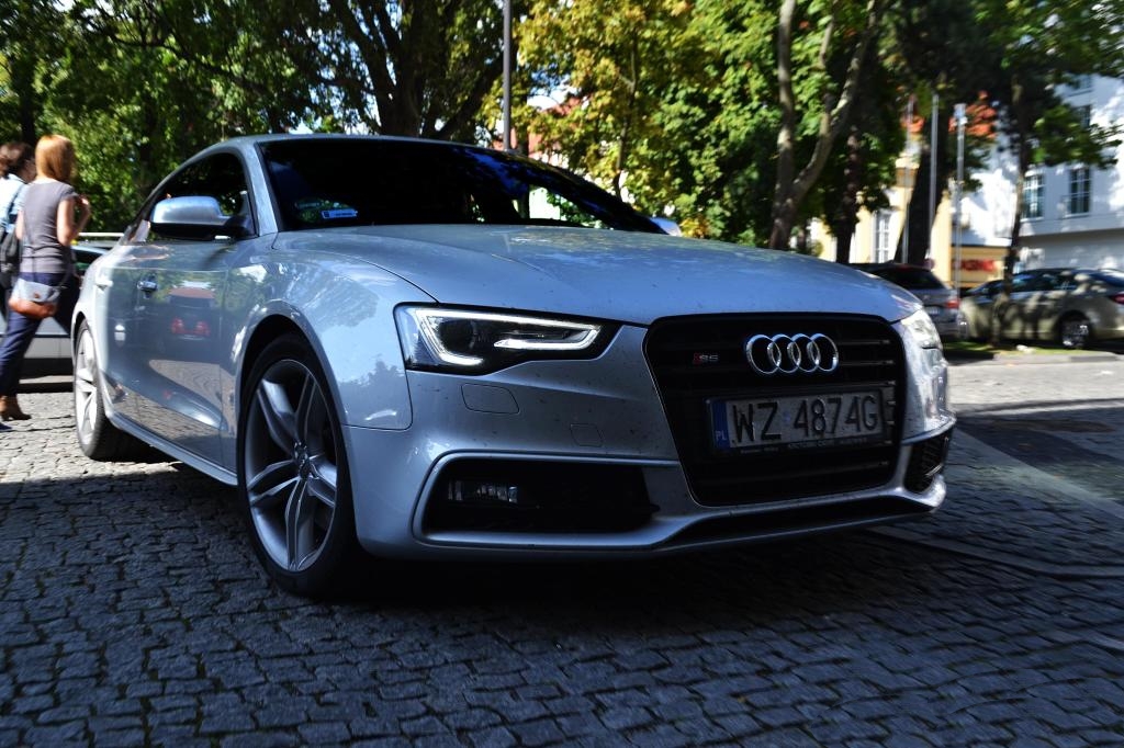 791942413S5SPORTBACK.jpg
