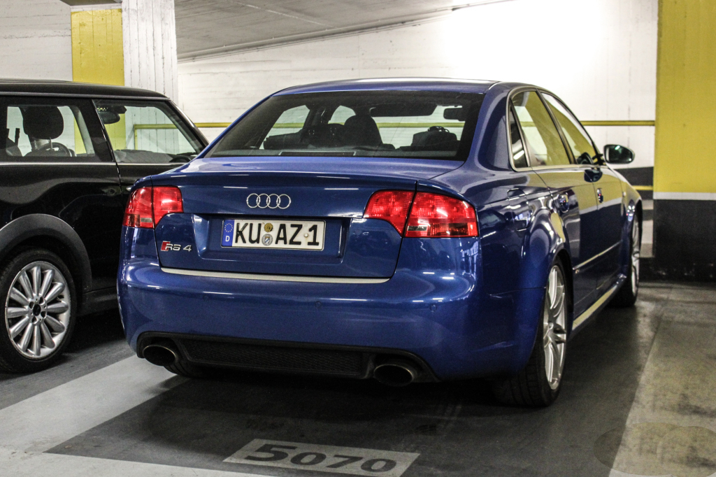 792470AUDIRS41615.jpg