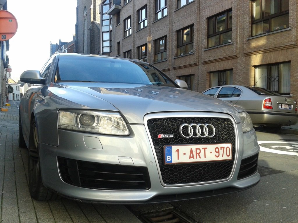 792521RS6973.jpg