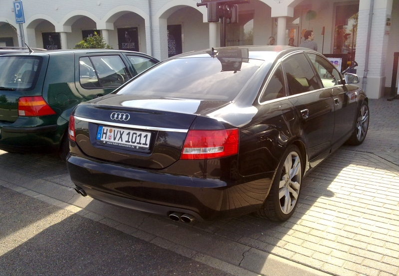 793322254S6ESQUIROU.jpg