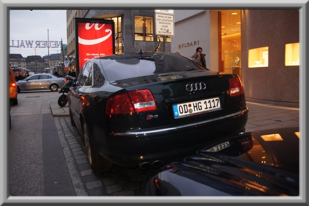 794304370S8ESQUIROU.jpg