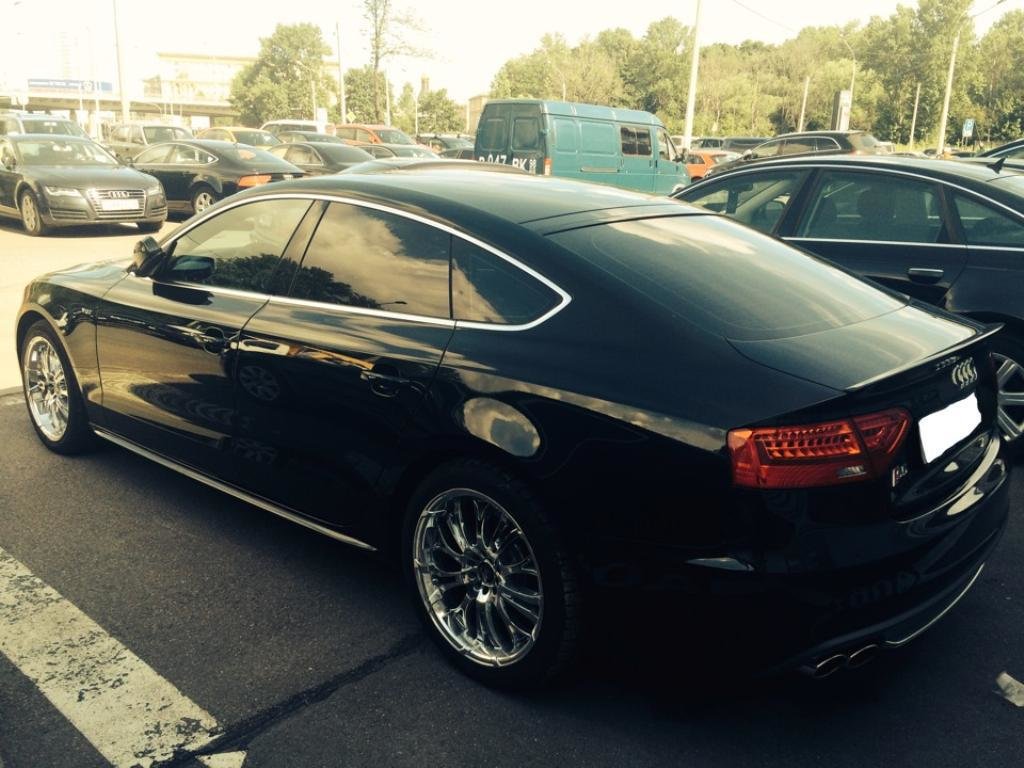 795383512S5SPORTBACK.jpg