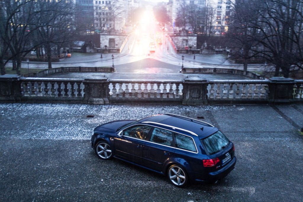 795433AUDIRS41583.jpg