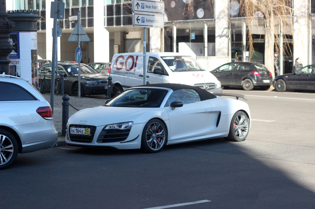 796790R8GT1431.jpg