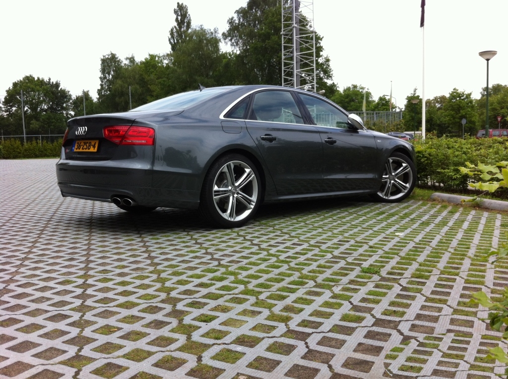 796791S8D4715.jpg