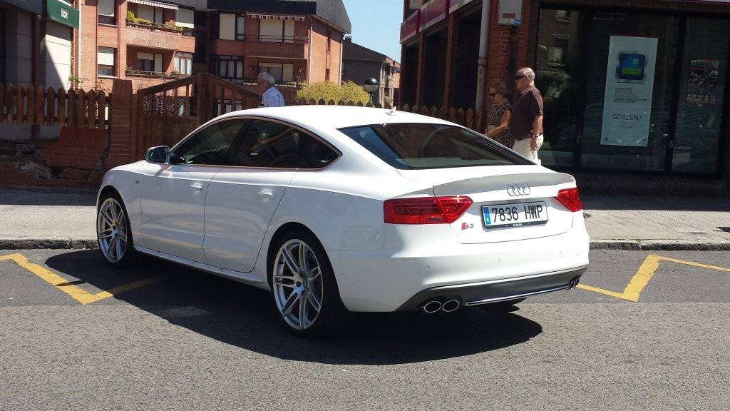 797202380S5SPORTBACK.jpg