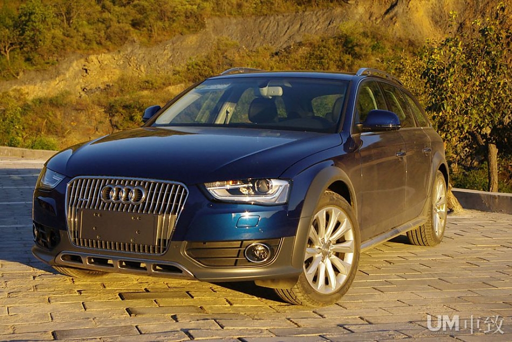 797307496AUDIA4ALLROAD.jpg
