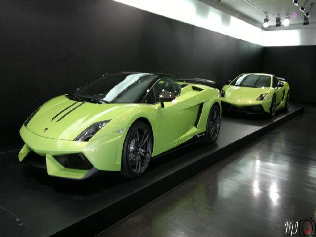 797740228LAMBORGHINI570.jpg