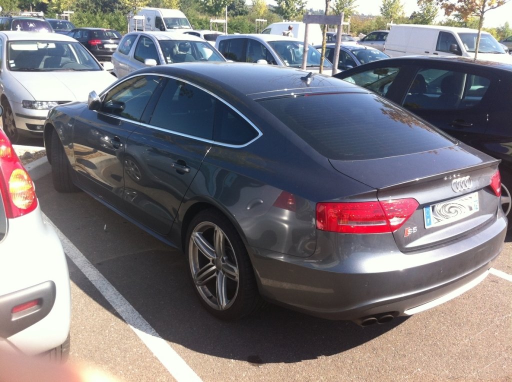 798063057S5SPORTBACK.jpg