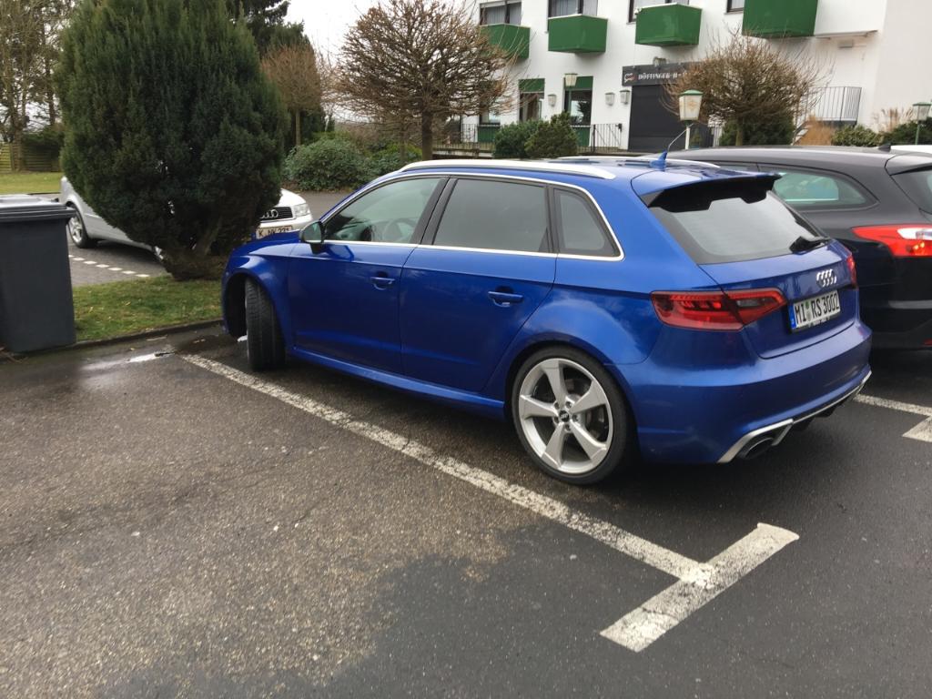798417RS38V2170.jpg